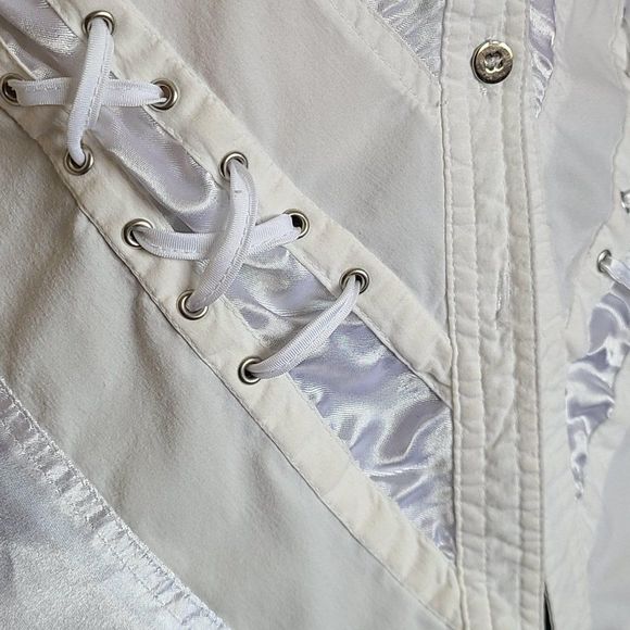 Victorian Lace Up Fancy Shirt - Picture 7 of 8